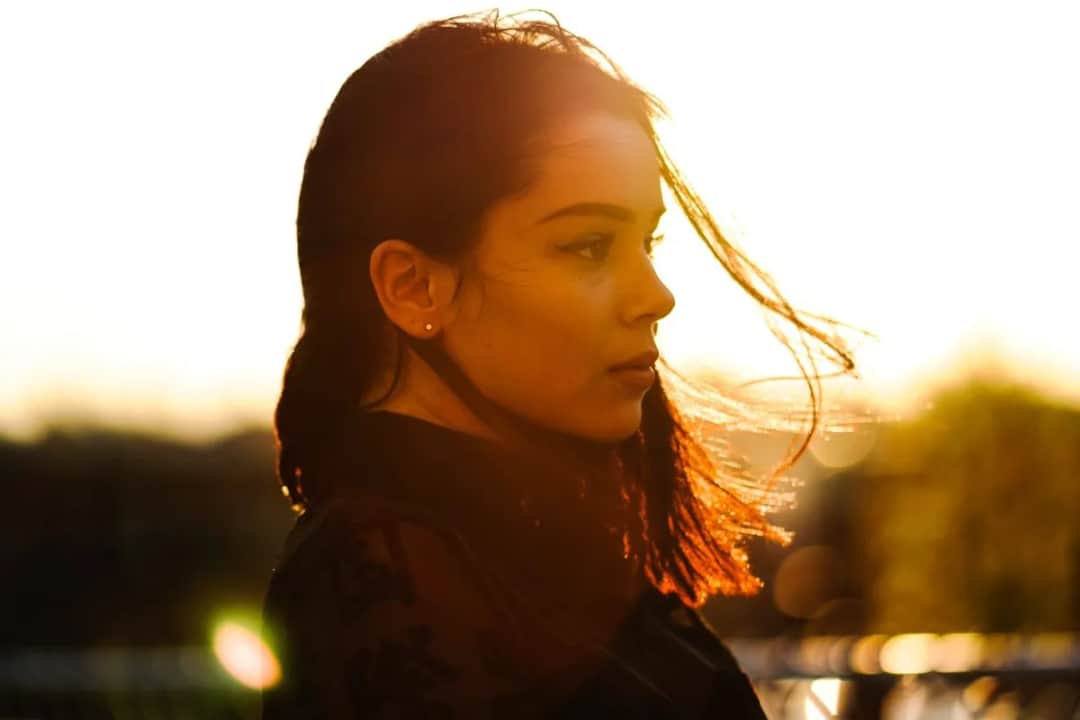 Cytaty które poruszają serce – wzruszające myśli o miłości i życiu